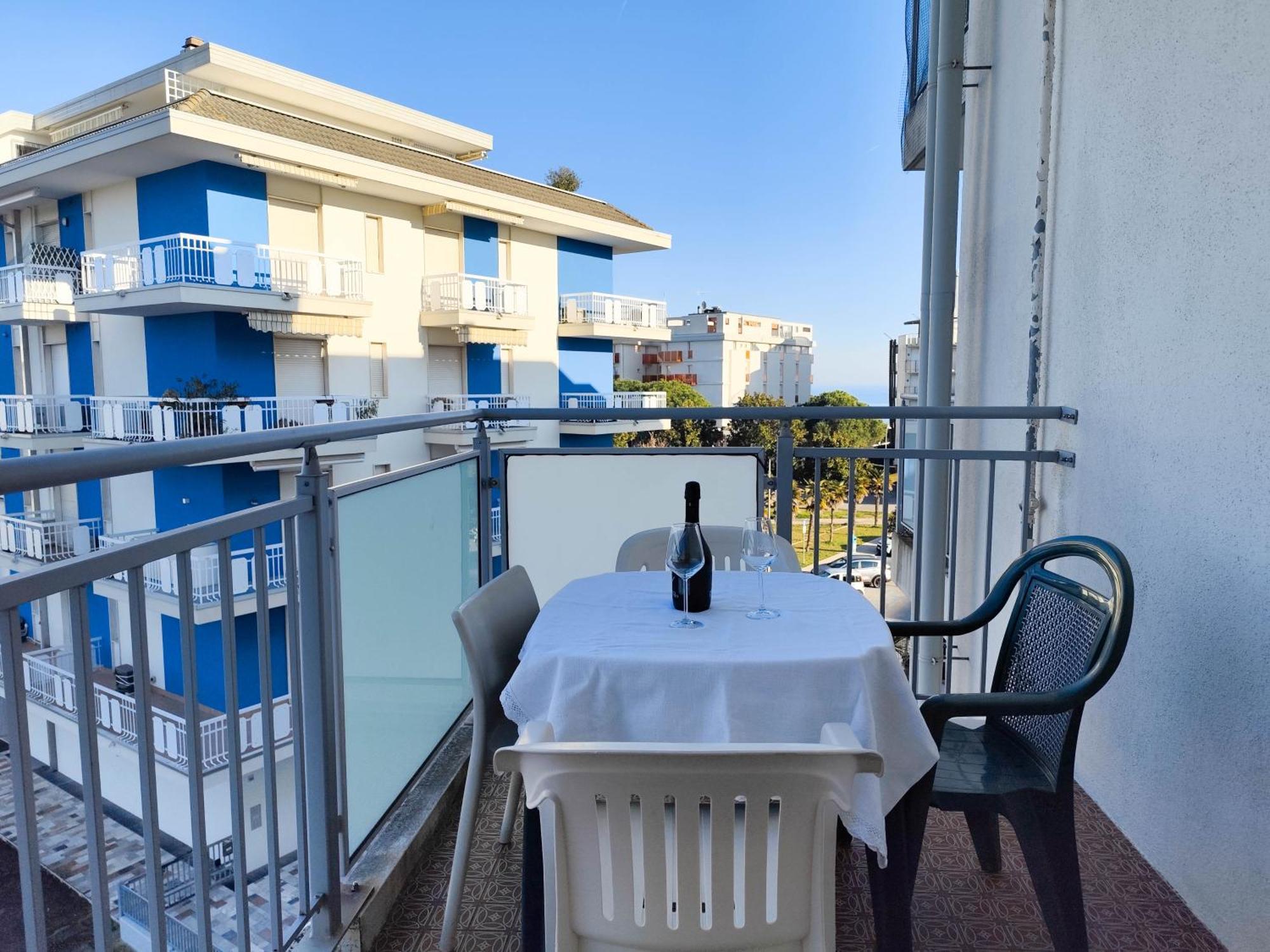 Residence Torino ลิโดดิเยโซโล ภายนอก รูปภาพ